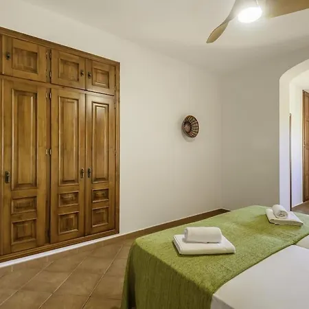 Вилла Alcam El Cortijo *