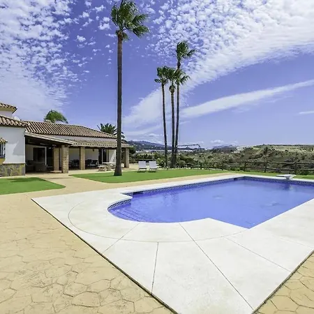 Alcam El Cortijo * אסטפונה